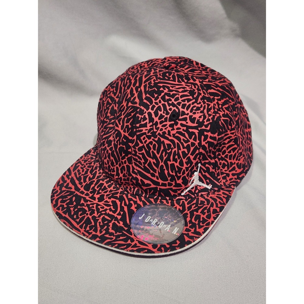 Nike Air‎ Jordan Jumpman Hat 8-20 Flex Fit Red Black Elephant All Over Print